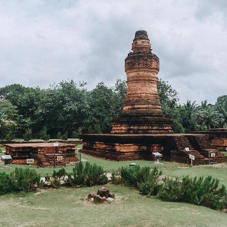 Sabrina Hotel Sisingamangaraja Pekanbaru Kültér fotó
